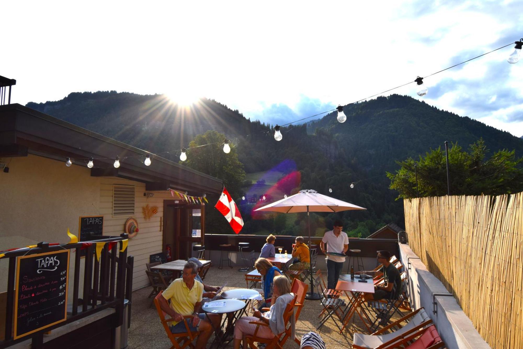 Hotel Le Montblanc Flumet Exterior photo